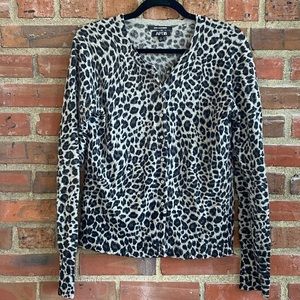 Apt.9 Cashmere Leopard Print Sweater. Size Medium